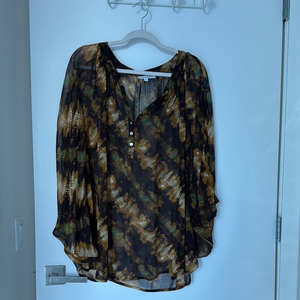 OndadeMar Women's sheer swim coverup  - Black and Gold Small
